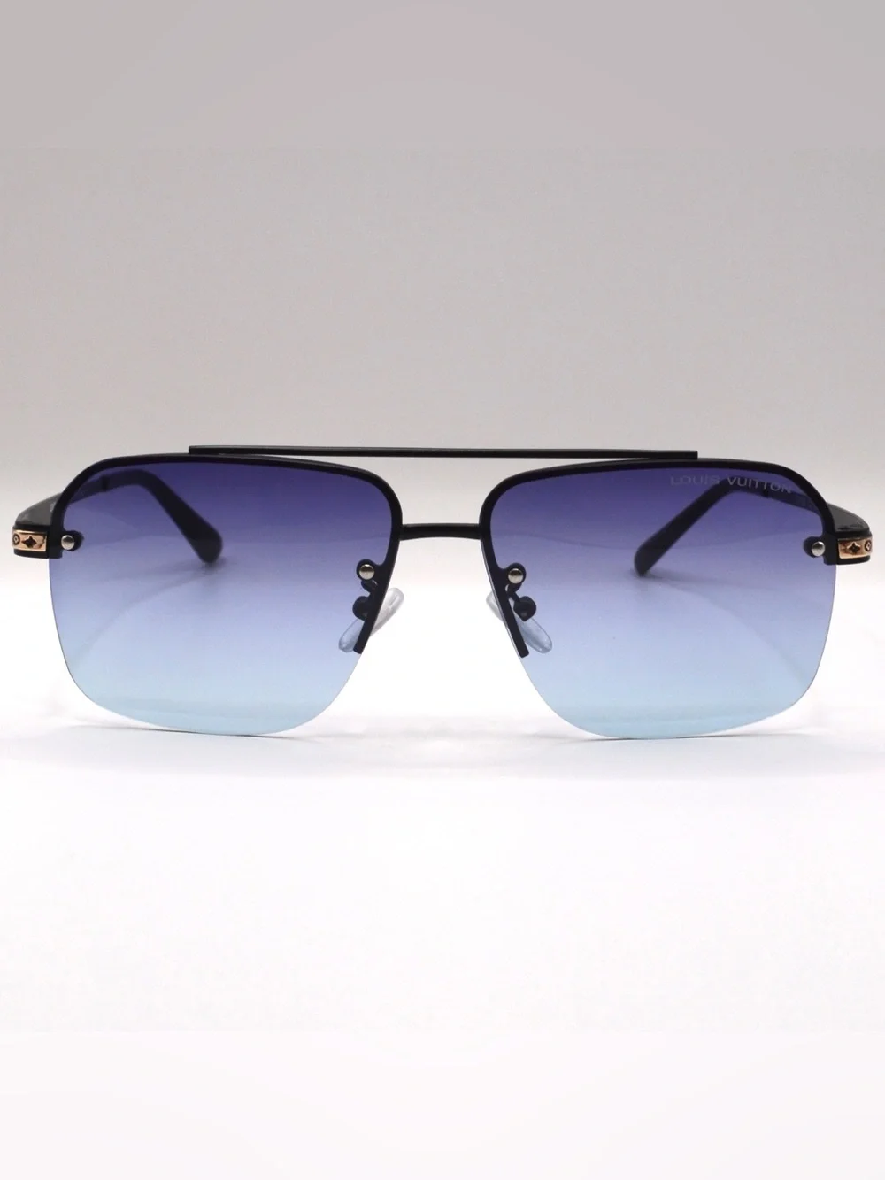 Louis Vuitton Men’s Sunglasses – Black / Purple-Blue Gradient – New – 61-14-138